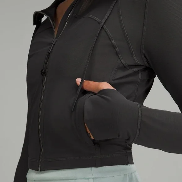 Lululemon Cropped Define Mesh Jacket - Picture 5 of 11